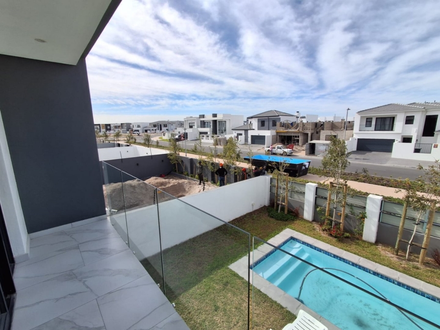 4 Bedroom Property for Sale in Sandown Western Cape